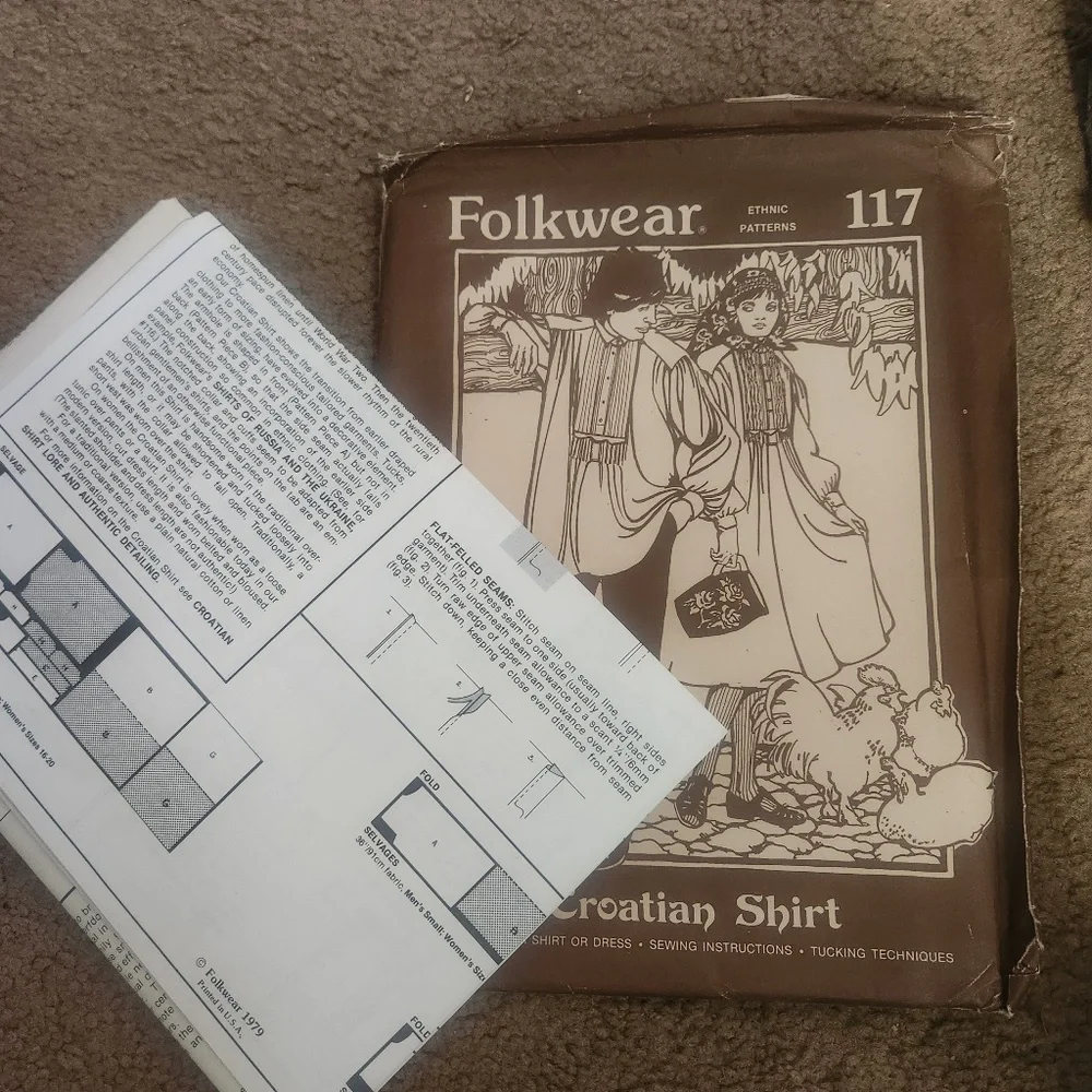 Set of 3 Folkwear patterns. - Picture 3 of 7